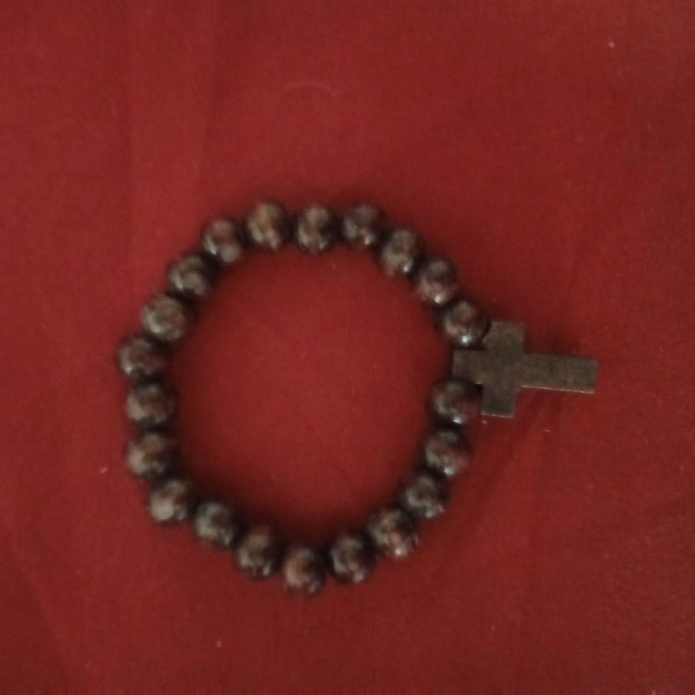 breaded cross bracelet brown